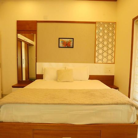 Sp Luxury Villa Kottamam, Kalady Kāladi Εξωτερικό φωτογραφία